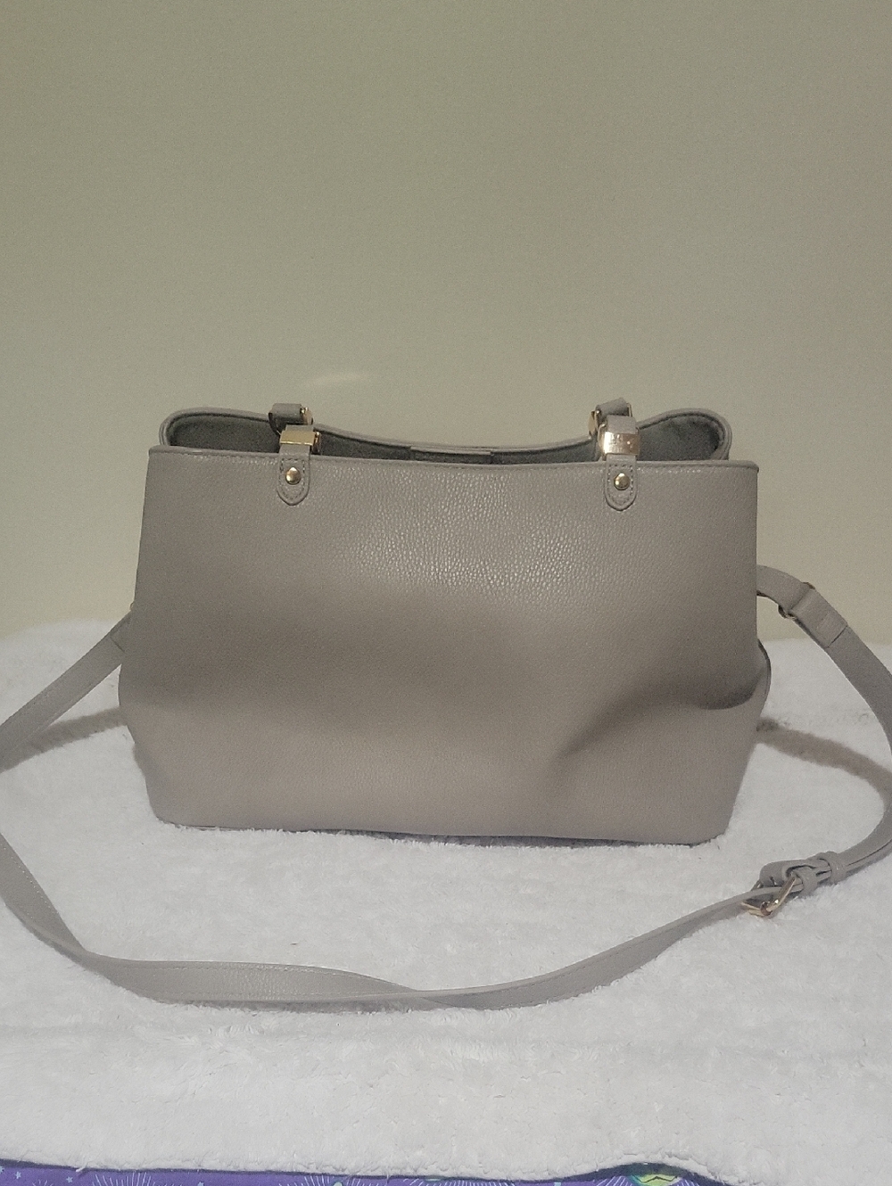Antik Kraft NWOT Taupe Gray Women’s Shoulder Bag with Detachable Strap